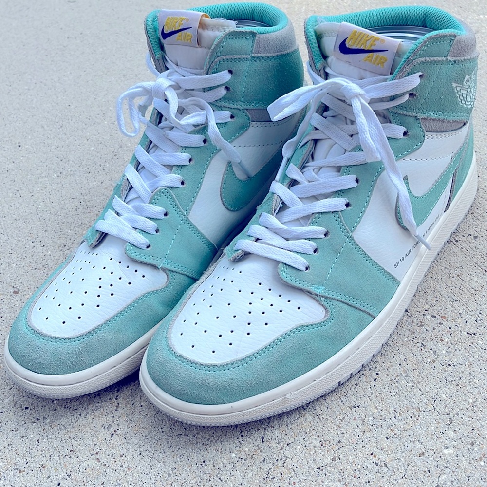 Air Jordan 1 Retro High OG ‘Turbo Green’